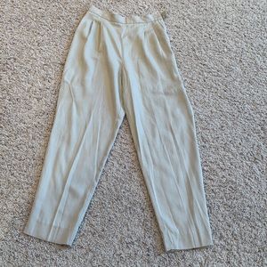Woman’s pants